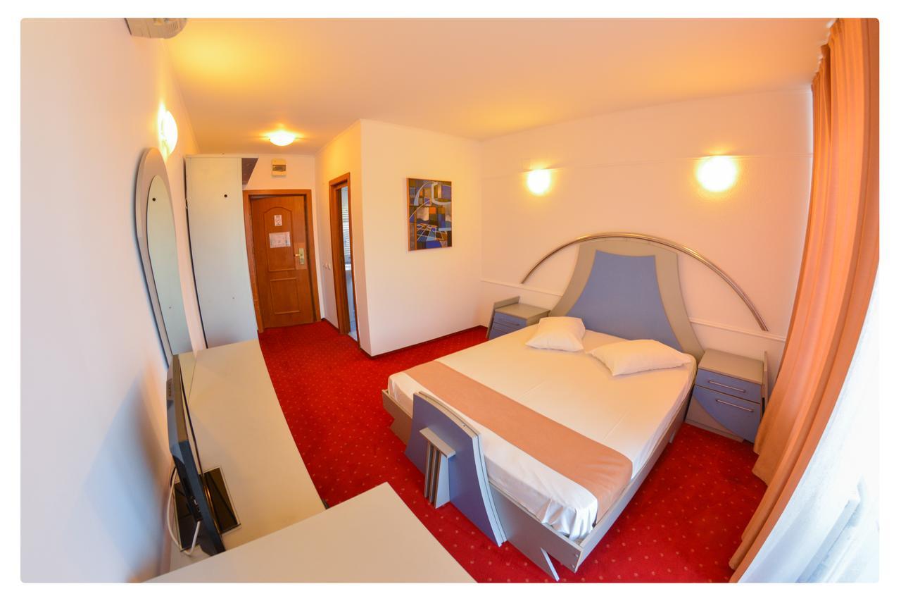 Pensiune Valentina Hotel Ramnicu Valcea Bagian luar foto